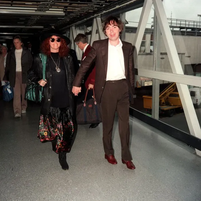Framed Print : Andrew Lloyd Webber composer songwriter with his wife Sarah Brightman singer at Heathrow Framed Print : Andrew Lloyd Webber composer songwriter with his wife Sarah Brightman singer at Heathrow