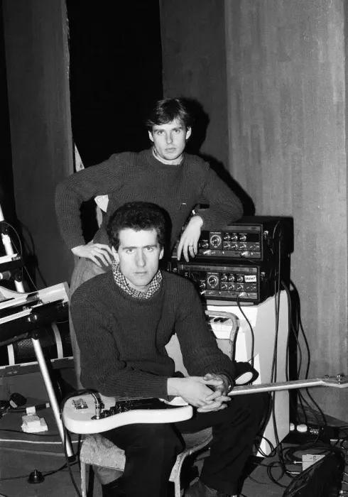 Framed Print : Andy McCluskey and Paul Humphreys (on keyboards) of the band Orchesteral Manouevers In Framed Print : Andy McCluskey and Paul Humphreys (on keyboards) of the band Orchesteral Manouevers In
