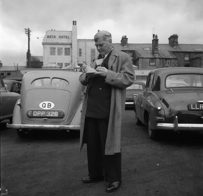 Framed Print : Aneurin Bevan at the 1952 Labour Party Conference in the Winter Gardens, Blackpool Framed Print : Aneurin Bevan at the 1952 Labour Party Conference in the Winter Gardens, Blackpool