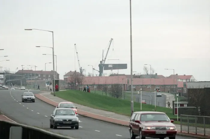 Framed Print : The Angel of the North is erected in Gateshead by staff from Hartlepool Fabrications Framed Print : The Angel of the North is erected in Gateshead by staff from Hartlepool Fabrications