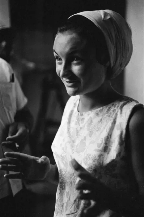 Framed Print : Angela Wallace, British volunteer with the United Nations, aged 21 from Ayr, Scotland