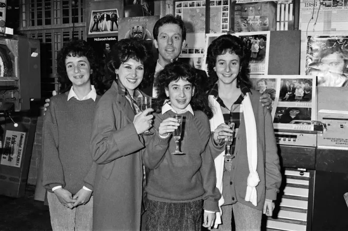 Framed Print : Angie and Den from EastEnders showed up in the East End Framed Print : Angie and Den from EastEnders showed up in the East End