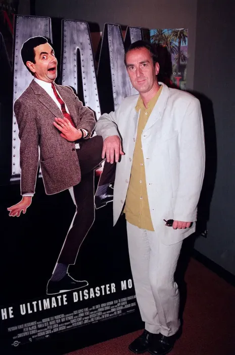 Framed Print : Angus Deayton TV Presenter at premiere of Mr Bean August 1997 A©mirrorpix Framed Print : Angus Deayton TV Presenter at premiere of Mr Bean August 1997 A©mirrorpix