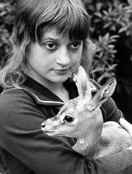 Animals - Children - Deer. July 1972 P000512
