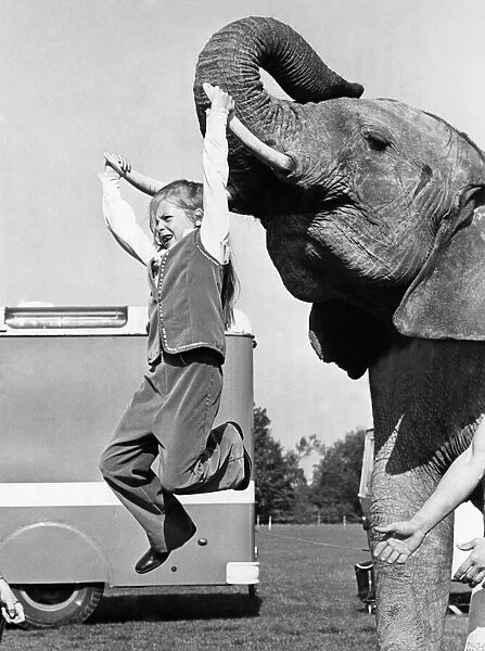 Animals - Children with Elephants. November 1977 P000469