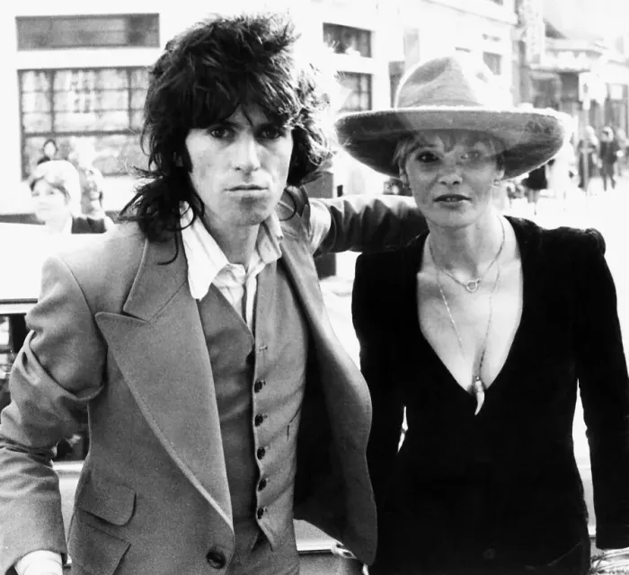 Framed Print : Anita Pallenberg and boyfriend Keith Richard 1973 gqmagazineusa