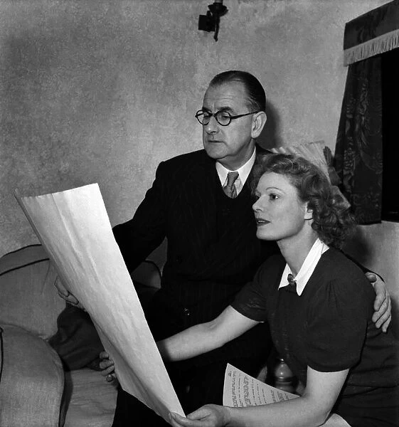 Anna Neagle and husband Herbert Wilcox. January 1948 O11114-003
