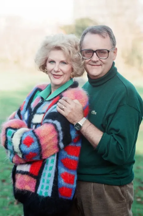 Framed Print : Anne Charleston & Ian Smith stars of Australian Day Time Soap Neighbours Framed Print : Anne Charleston & Ian Smith stars of Australian Day Time Soap Neighbours