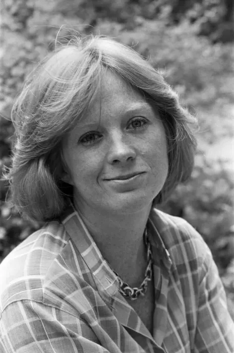 Framed Print : Anne Robinson, Daily Mirror staff. 1st September 1983