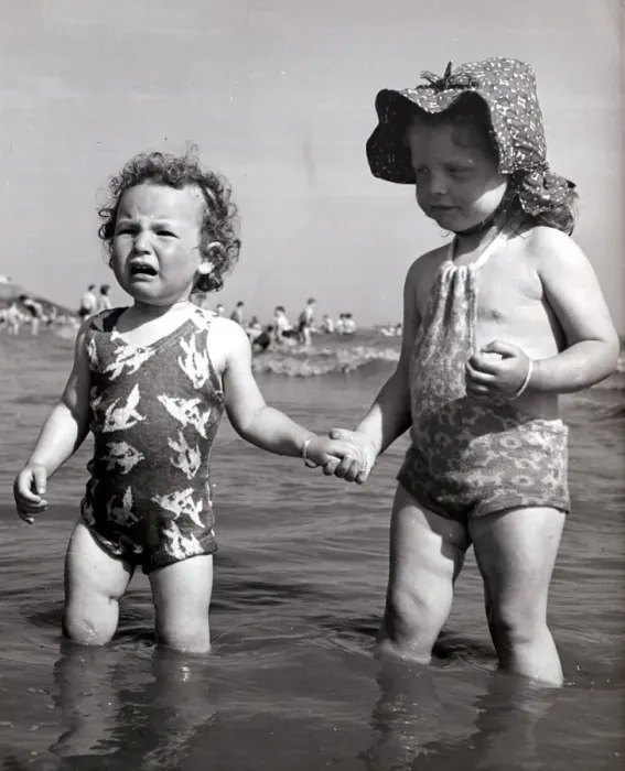 Framed Print : Anne Whitehouse aged 14 months and Jeanette Welsh 3 years old playing at Coney Beach Framed Print : Anne Whitehouse aged 14 months and Jeanette Welsh 3 years old playing at Coney Beach