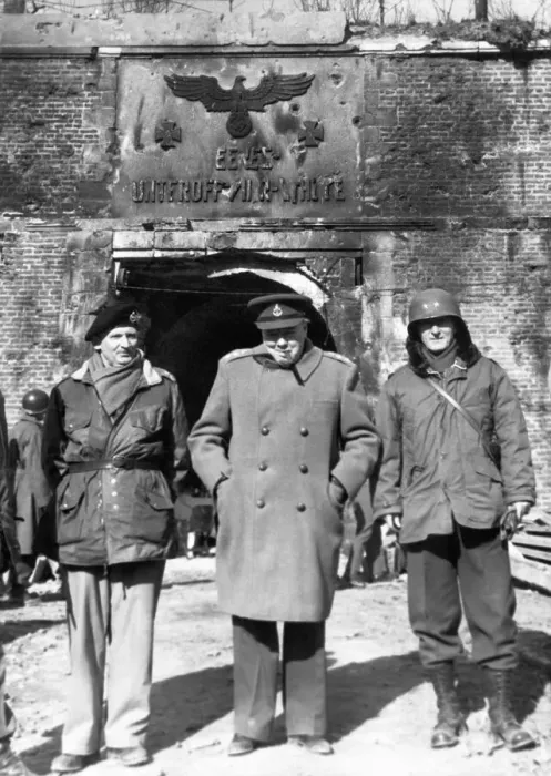 Framed Print : It is announced that Winston Churchill was in Germany during the week-end Framed Print : It is announced that Winston Churchill was in Germany during the week-end