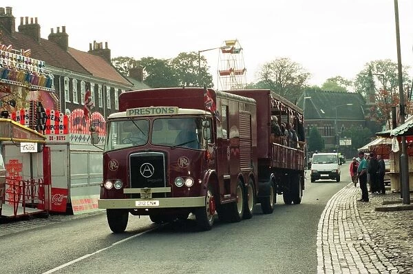The annual Riding the Fair procession sets off from Yarm Town Hall. 23rd October 1993