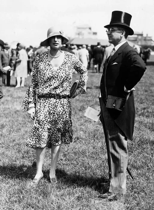 Framed Print : Anthony de Rothschild and wife at Epsom Derby 1920 s Framed Print : Anthony de Rothschild and wife at Epsom Derby 1920 s