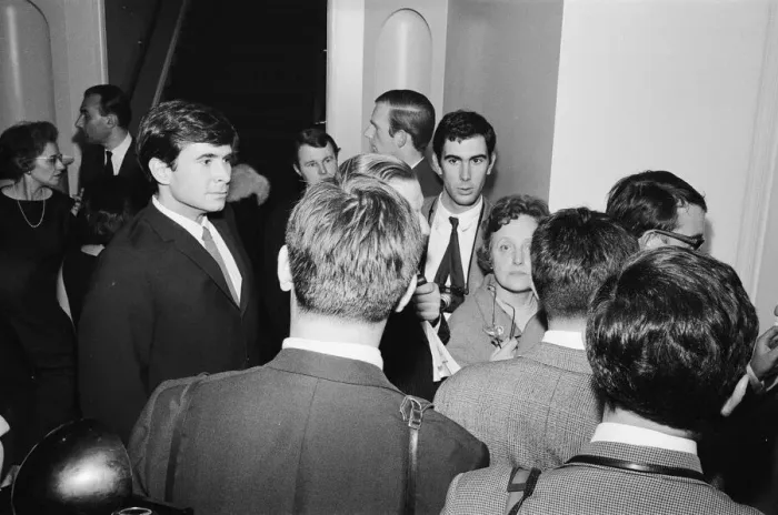 Framed Print : Antony Perkins (31) pictured with photographers & journalists outside hotel room  /  closed