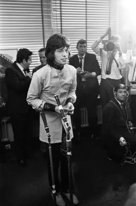 Framed Print : Appeal hearing at the Appeal Court in Central London where Rolling Stones lead singer