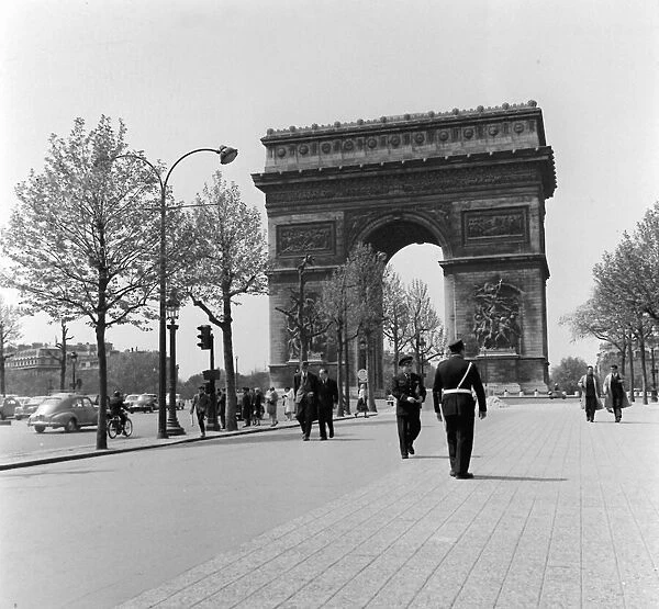 Arc De Triomphe Paris May 1960