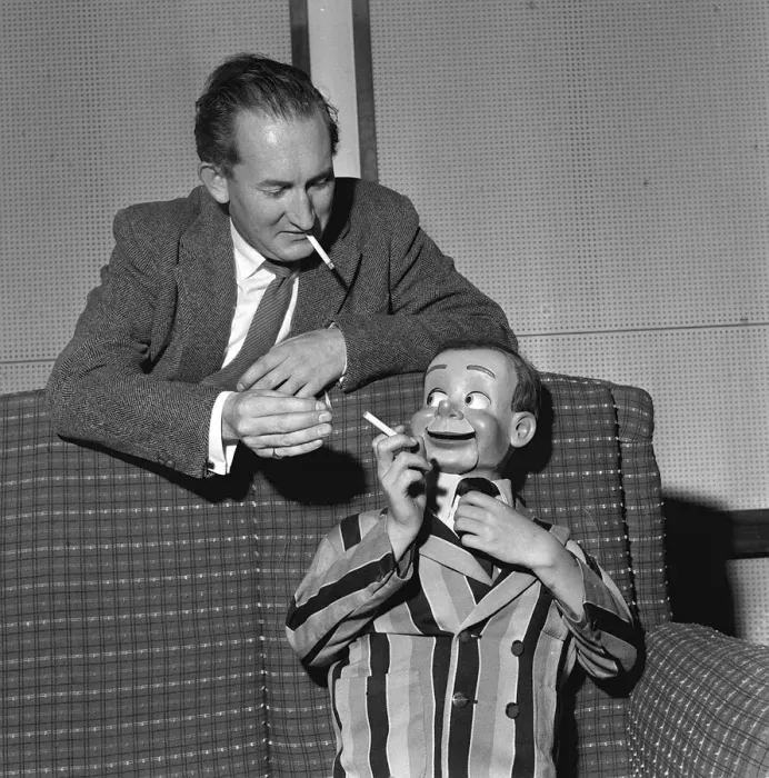 Framed Print : Archie Andrews 1958 ventriloquists dummy smoking cigarette with producer Christopher Framed Print : Archie Andrews 1958 ventriloquists dummy smoking cigarette with producer Christopher