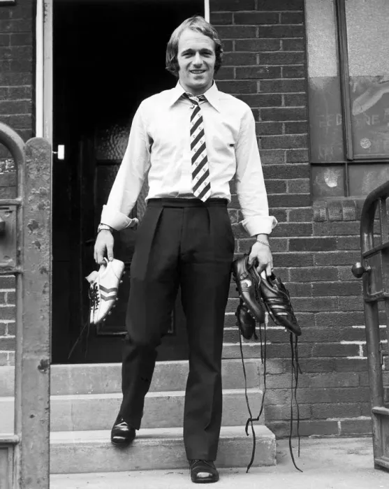 Framed Print : Archie Gemmill leaves Preston North End after signing for Derby County