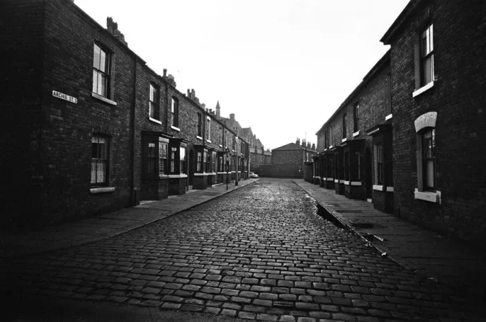 Framed Print : Archie Street, Manchester. Archie Street was the inspiration behind Coronation Street