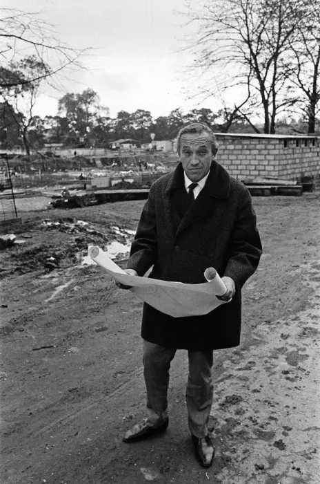 Framed Print : Architect John Madin at the site of the new BBC headquarters in Pebble Mill Lane