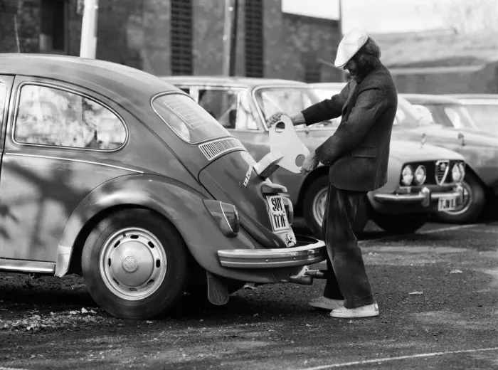 Framed Print : Architectural student Vic Lock, 26, of Kidderminster, winds up his 11-year-old Volkswagen Framed Print : Architectural student Vic Lock, 26, of Kidderminster, winds up his 11-year-old Volkswagen