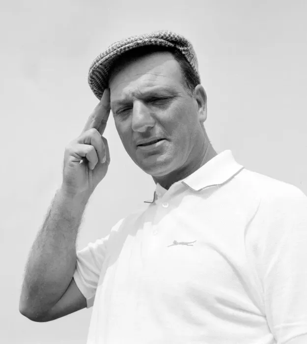 Framed Print : Argentine golfer Roberto de Vicenzo wipes his brow after a good round in the British Framed Print : Argentine golfer Roberto de Vicenzo wipes his brow after a good round in the British
