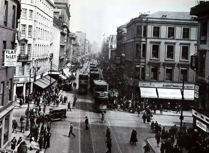 Framed Print : Argyll Street in Glasgow circa 1935