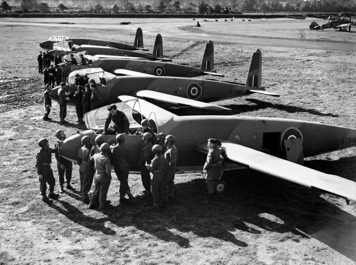Framed Print : Army Airborne. Soldier Pilot in the making of Gliders receiving instruction from R. A. F