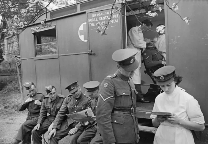 Framed Print : Army Dental Unit. Picture taken 19th March 1943