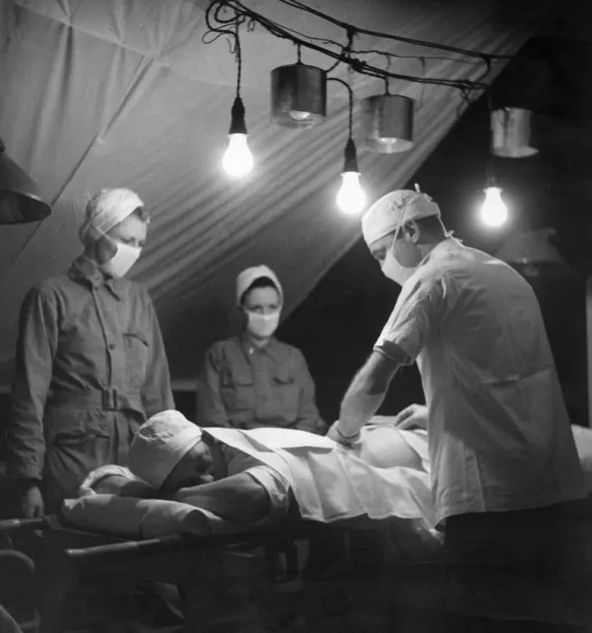 Framed Print : A US Army nursing unit in camp in Wales during the Second World War Framed Print : A US Army nursing unit in camp in Wales during the Second World War