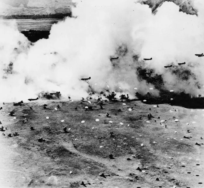 Framed Print : US Army paratroopers capture a Japanese air strip at Lae, Papua New Guinea Framed Print : US Army paratroopers capture a Japanese air strip at Lae, Papua New Guinea