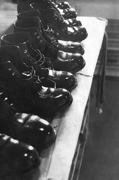 Army shiny boots. October 1968 P004985
