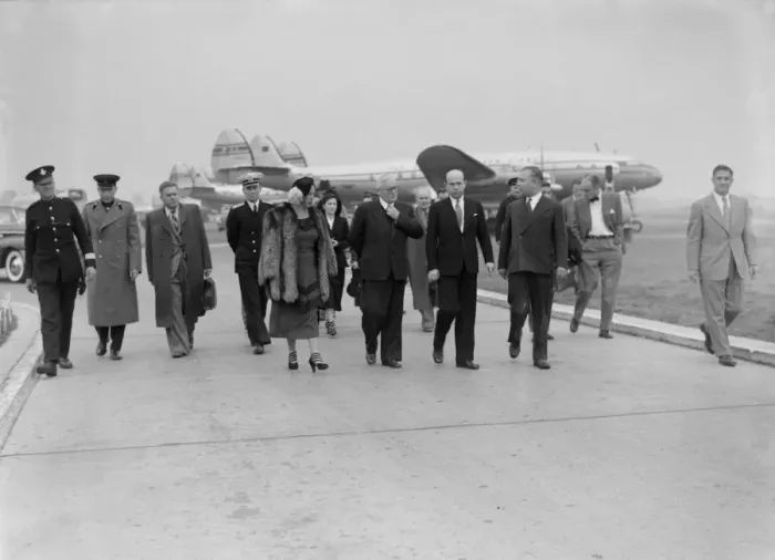 Framed Print : Arrivals Mr Vishinsky Soviet Foreign Minister at London Airport 020196 / 2 Framed Print : Arrivals Mr Vishinsky Soviet Foreign Minister at London Airport 020196 / 2