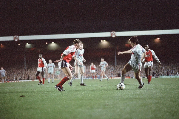Arsenal 0 v 0 Liverpool, Littlewoods League Cup 3rd round (replay) at Highbury