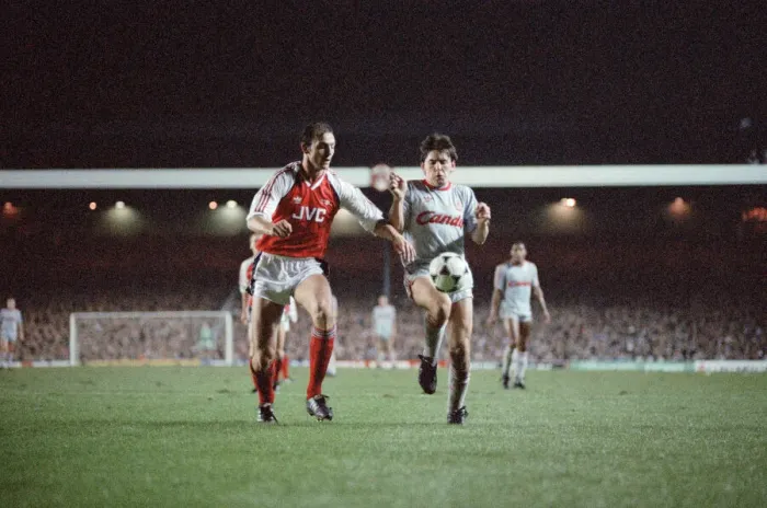 Framed Print : Arsenal 0 v 0 Liverpool, Littlewoods League Cup 3rd round (replay) at Highbury