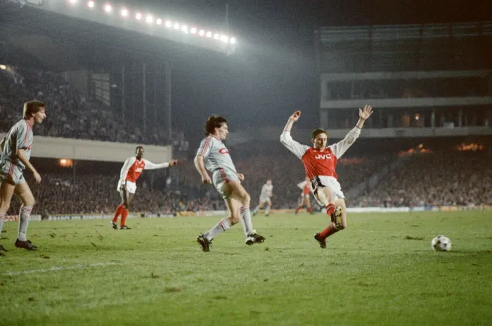 Framed Print : Arsenal 0 v 0 Liverpool, Littlewoods League Cup 3rd round (replay) at Highbury Framed Print : Arsenal 0 v 0 Liverpool, Littlewoods League Cup 3rd round (replay) at Highbury