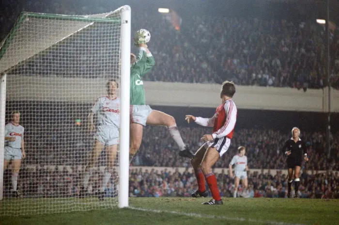 Framed Print : Arsenal 0 v 0 Liverpool, Littlewoods League Cup 3rd round (replay) at Highbury Framed Print : Arsenal 0 v 0 Liverpool, Littlewoods League Cup 3rd round (replay) at Highbury