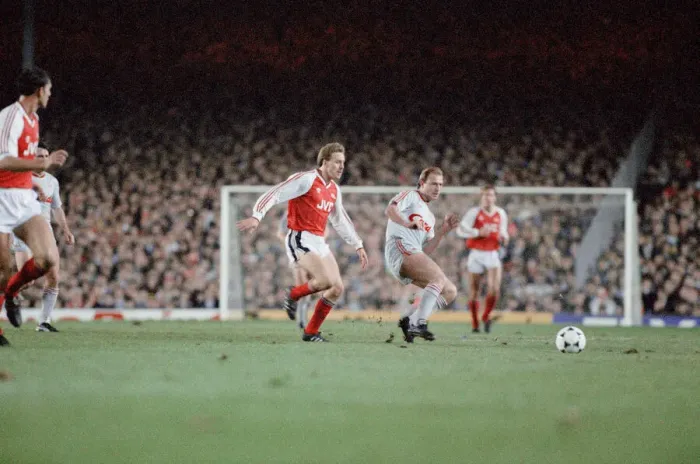 Framed Print : Arsenal 0 v 0 Liverpool, Littlewoods League Cup 3rd round (replay) at Highbury Framed Print : Arsenal 0 v 0 Liverpool, Littlewoods League Cup 3rd round (replay) at Highbury