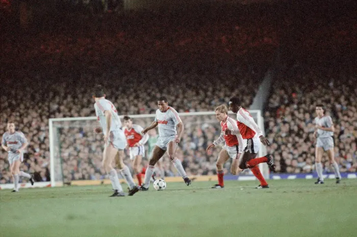 Framed Print : Arsenal 0 v 0 Liverpool, Littlewoods League Cup 3rd round (replay) at Highbury