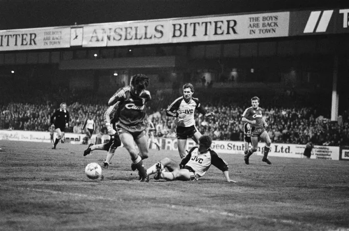 Framed Print : Arsenal 1 v 2 Liverpool, Littlewoods 2nd round (replay) at Villa Park