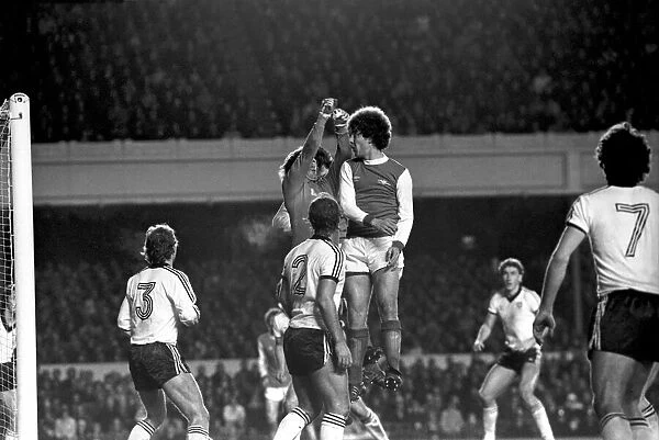 Arsenal (1) v. Ipswich (1). Action from the match. December 1980 80-07210-029