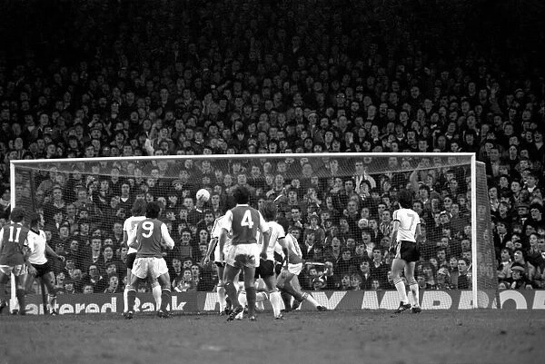 Arsenal (1) v. Ipswich (1). Action from the match. December 1980 80-07210-028