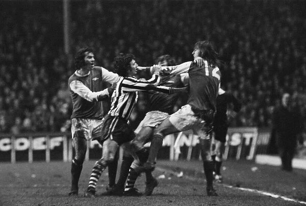 Arsenal 2-2 Newcastle, League Division One match at Highbury, Saturday 27th January 1973
