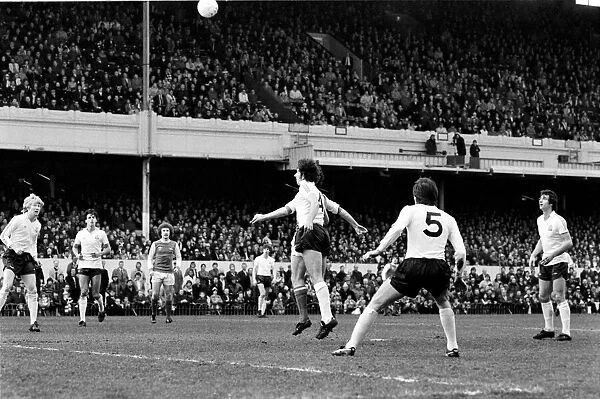 Arsenal 2 v. Bolton Wanderers 0. Division 1 football. February 1980 LF01-29-076