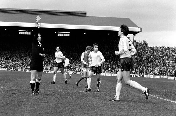 Arsenal 2 v. Bolton Wanderers 0. Division 1 football. February 1980 LF01-29-002