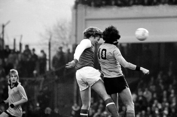 Arsenal 2 v. Derby County 0. Division 1 football January 1980 LF01-05-029