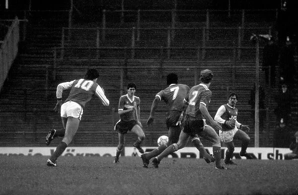 Arsenal 2 v. Luton 1. Division One Football. February 1986 LF18-03-005