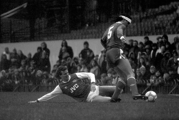 Arsenal 2 v. Luton 1. Division One Football. February 1986 LF18-03-057