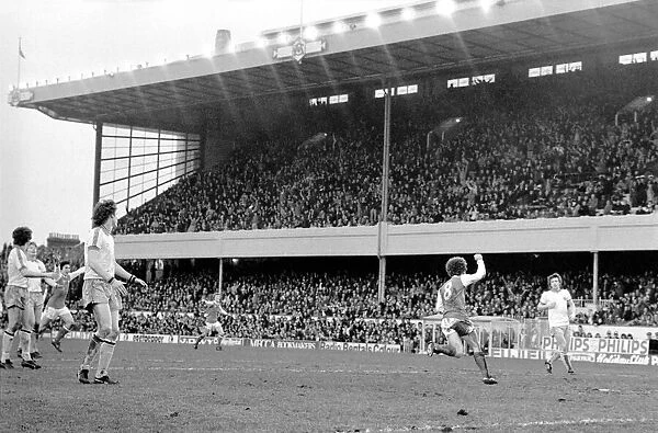 Arsenal 3 v. Aston Villa 1. Division 1 football. February 1980 LF01-20-056