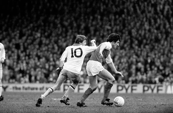 Arsenal 3 v. Aston Villa 1. Division 1 football. February 1980 LF01-20-044